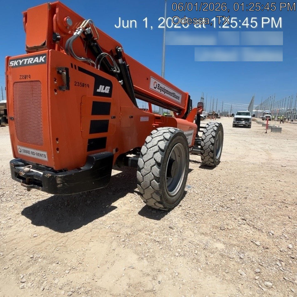 2022 SKYTRAK 8042