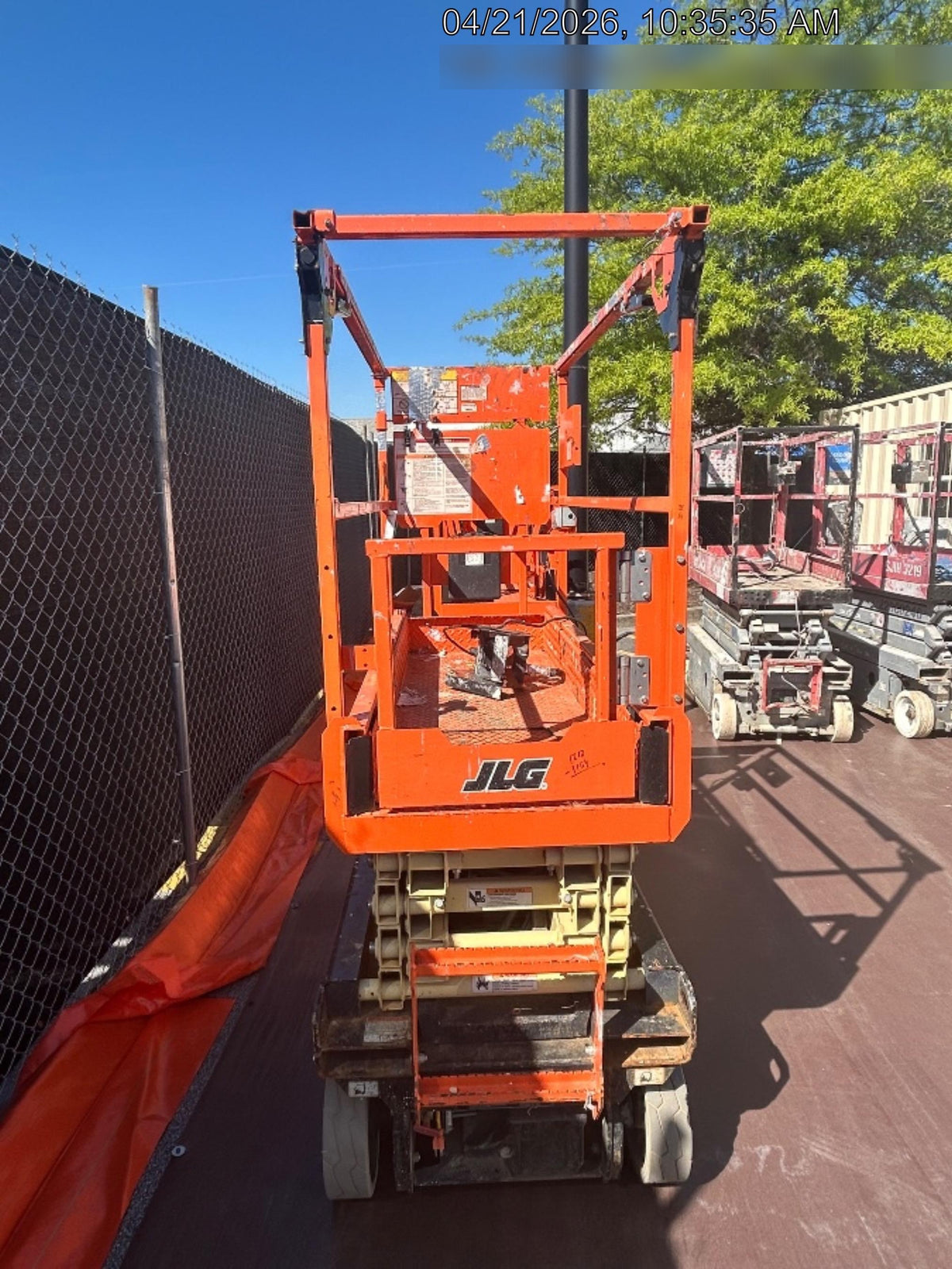 2022 JLG ES1932