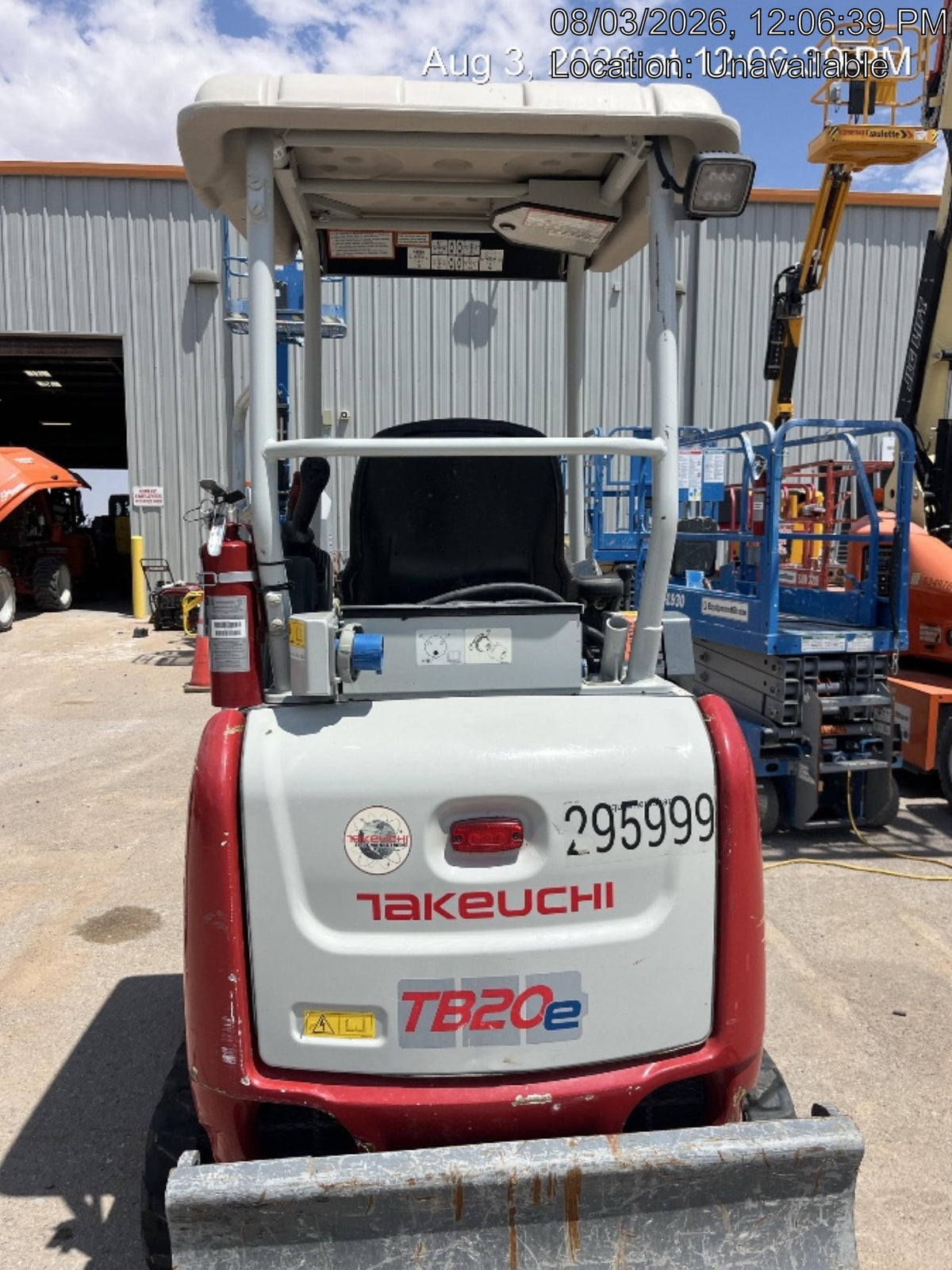 2023 TAKEUCHI TB20e