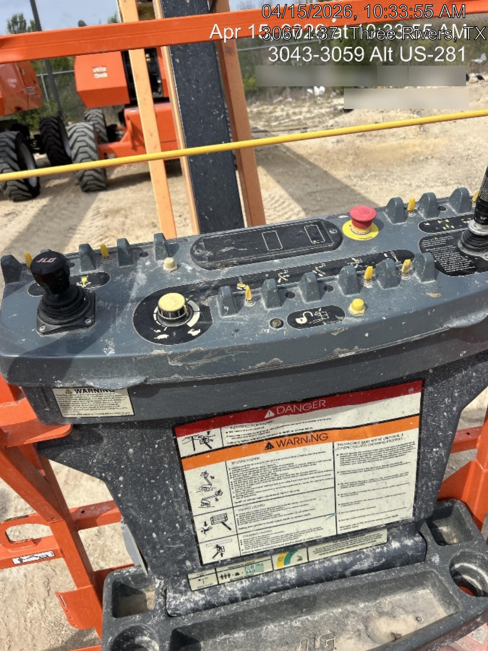 2023 JLG 860SJ