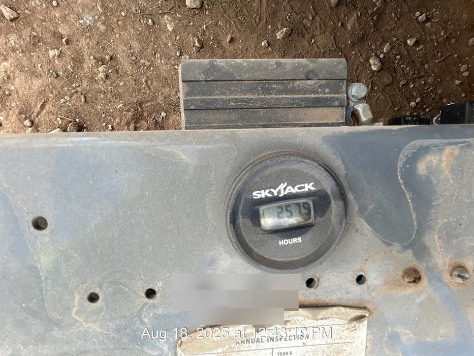 2017 Skyjack SJIII-3226 Skyjack SJ3226, Trojan Battery Set, Extended Warranty 5yr/5k hr