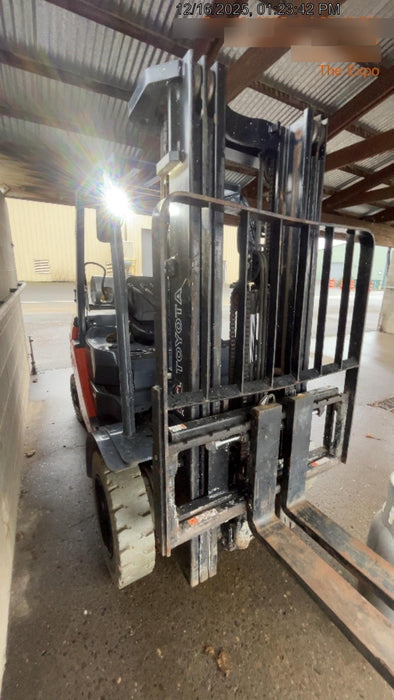 2022 TOYOTA 50-8FGU25