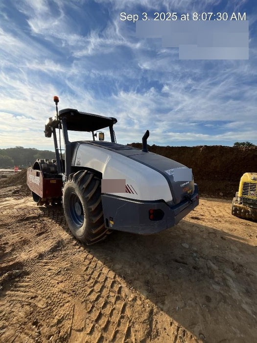 2022 DYNAPAC CA2500PD