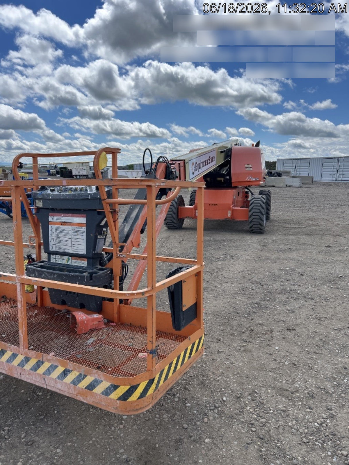 2020 JLG 660SJ