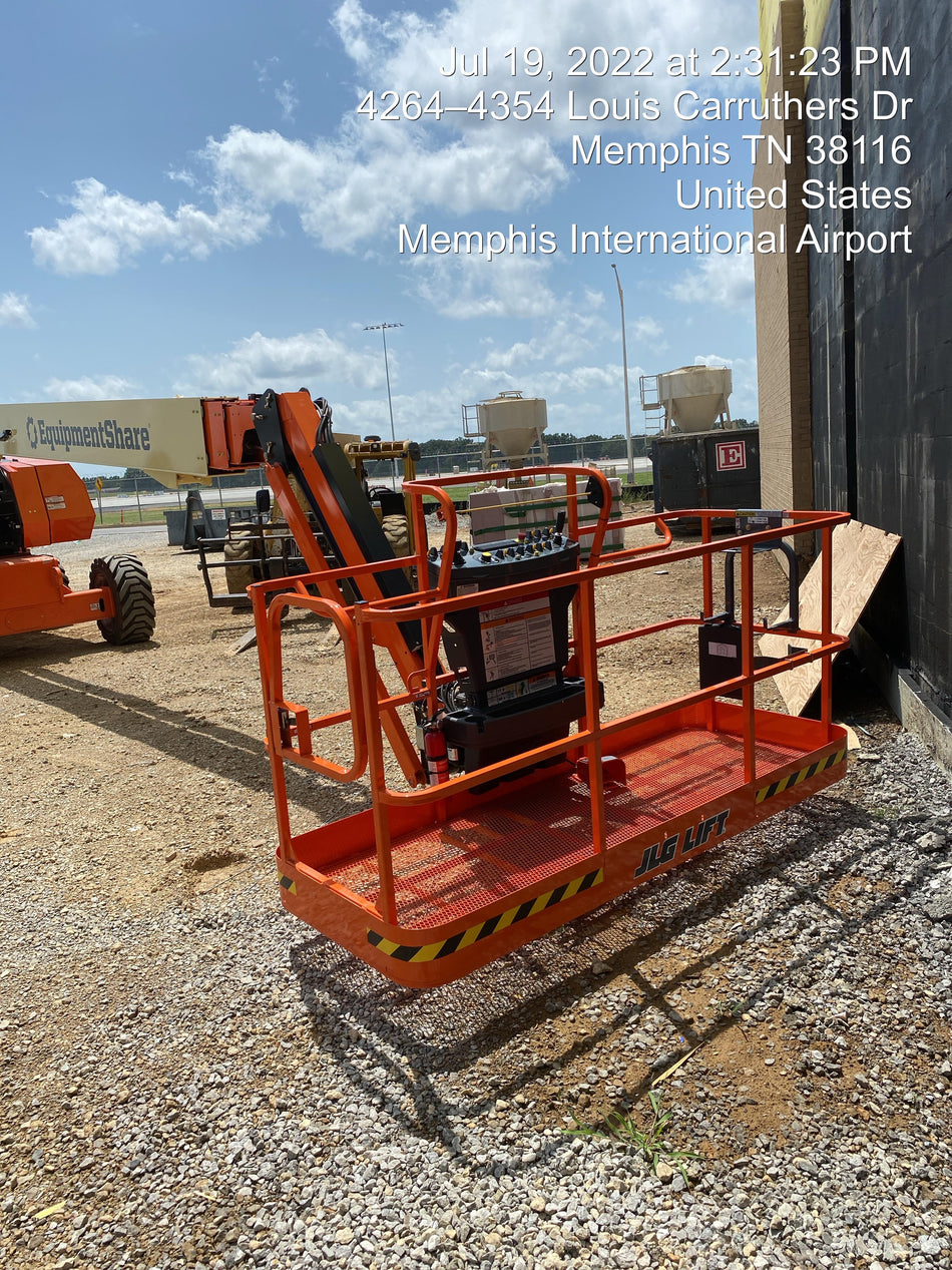 2022 JLG 860SJ