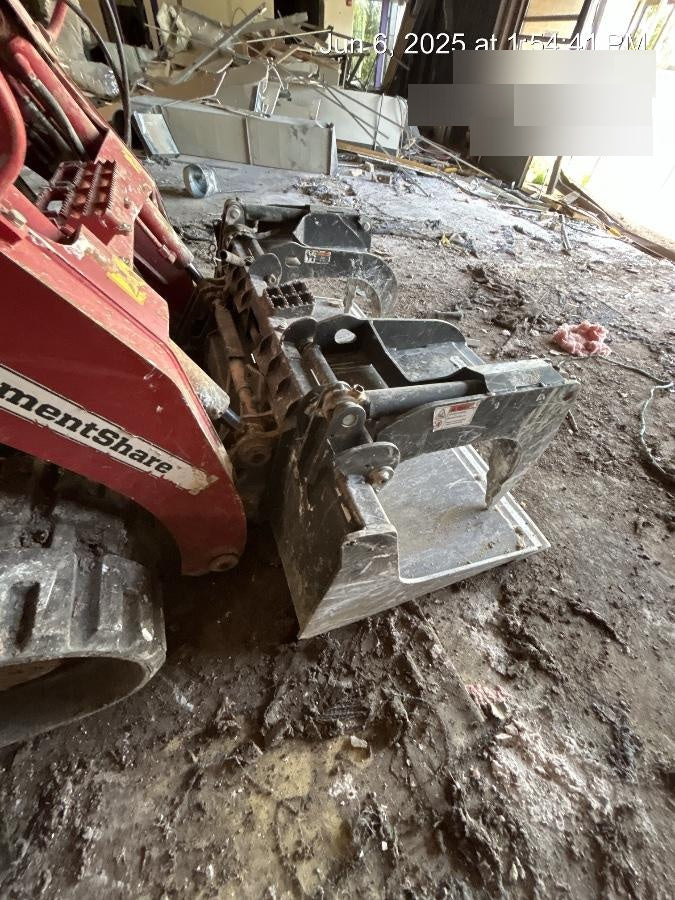 2022 TAKEUCHI TL12R2-CR