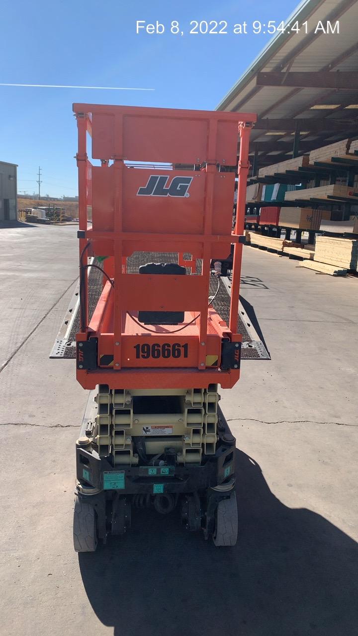 2022 JLG ES1932