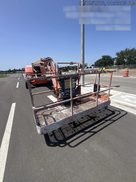 2022 JLG 660SJ