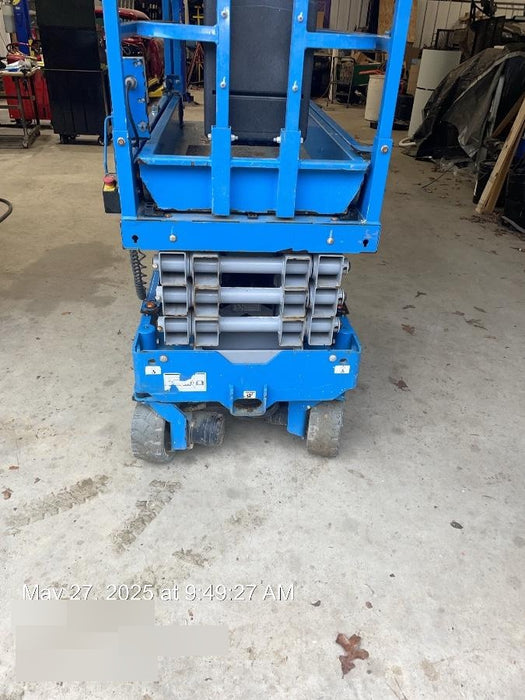 2019 Genie GS-1930 Fixed rails with chain Entry