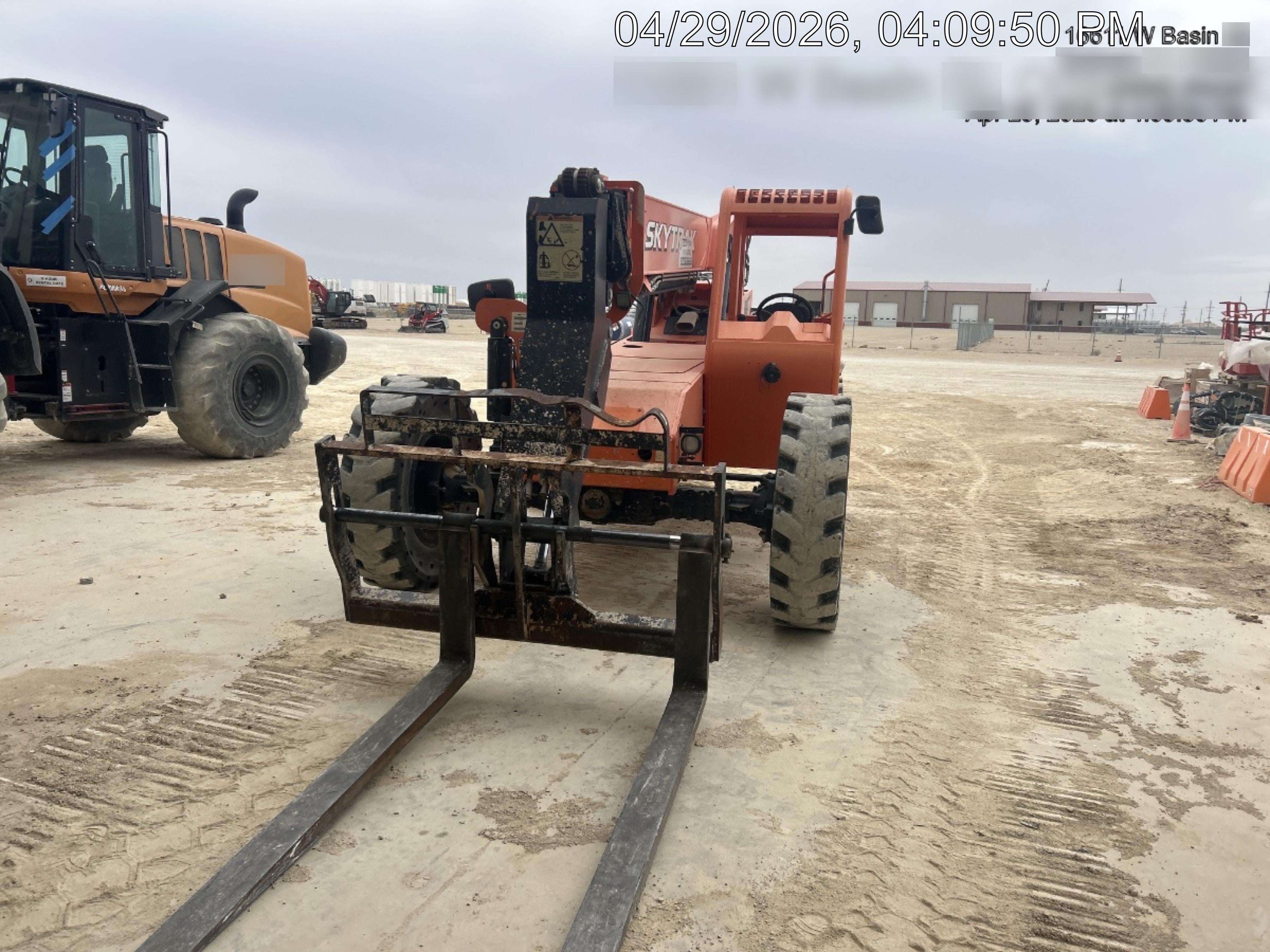 2018 Skytrak 6036 Skytrak 6036 , Canopy, 74hp Engine, Carriage 60", Forks 48" ,Worklights, Beacon, Pneumatic Tires, Freight