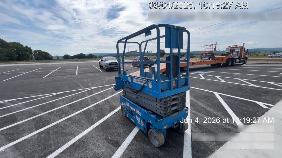 2019 Genie GS-1930 Fixed Rails with Chain Entry