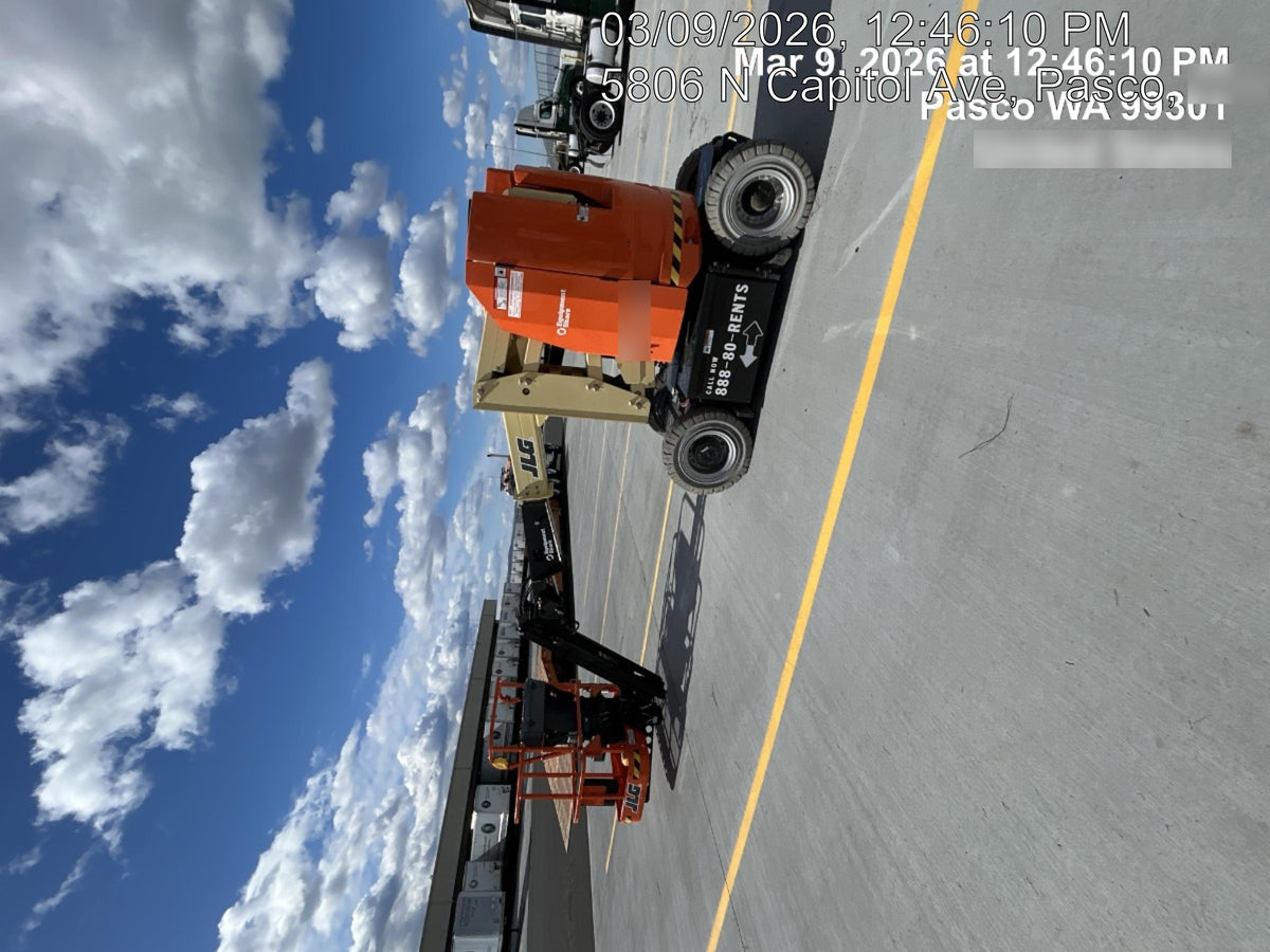 2025 JLG E300AJP