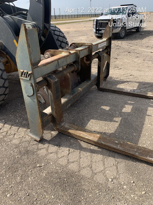 2020 John Deere 644K 4yd Wheel Loader, Cab/Heat/Air, 3 Function Hydraulics, JRB Hydraulic QC, QC 4yd bucket w/smooth cutting edge, QC Carriage, 72" Fork Tines, 5yr/5,000hr Powertrain and Hydraulics extended warranty