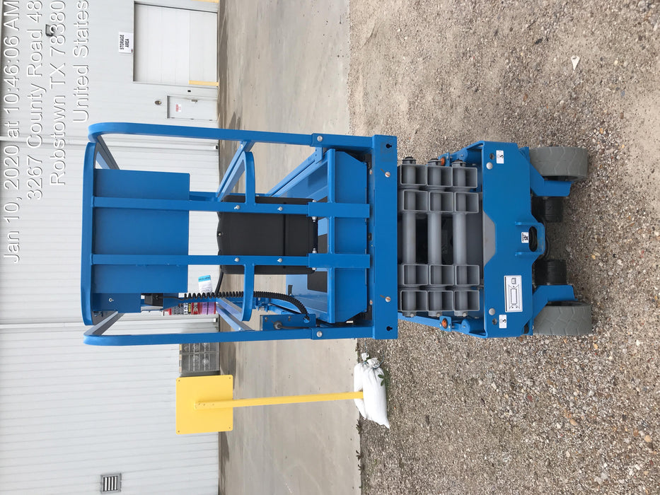 2019 Genie GS-1930 Fixed rails with chain Entry