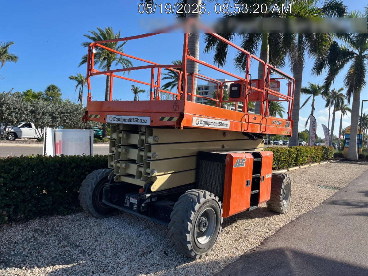 2022 JLG 4394RT