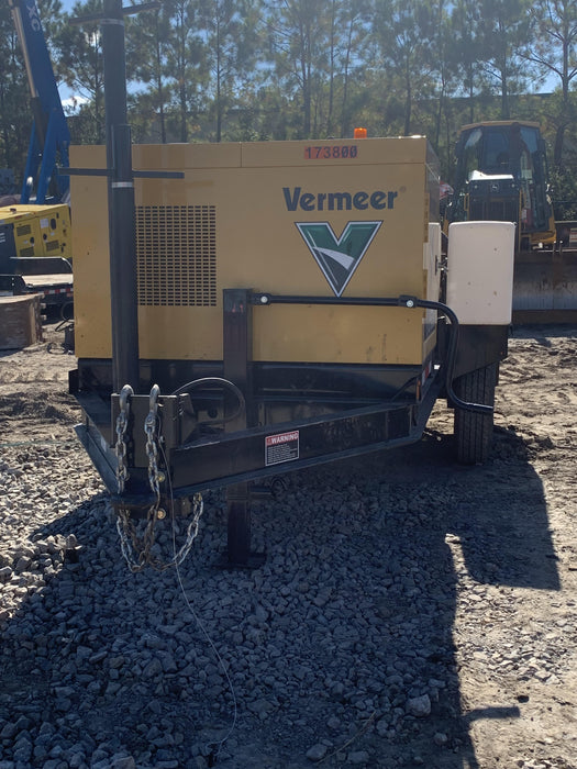 2021 Vac-Tron LP573XDT T4 Koehler Diesel Engine, 500 Gallon Debris Tank, x2 100 Gallon Water Tanks