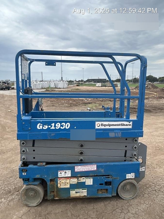 2019 Genie GS-1930 Fixed rails with chain Entry