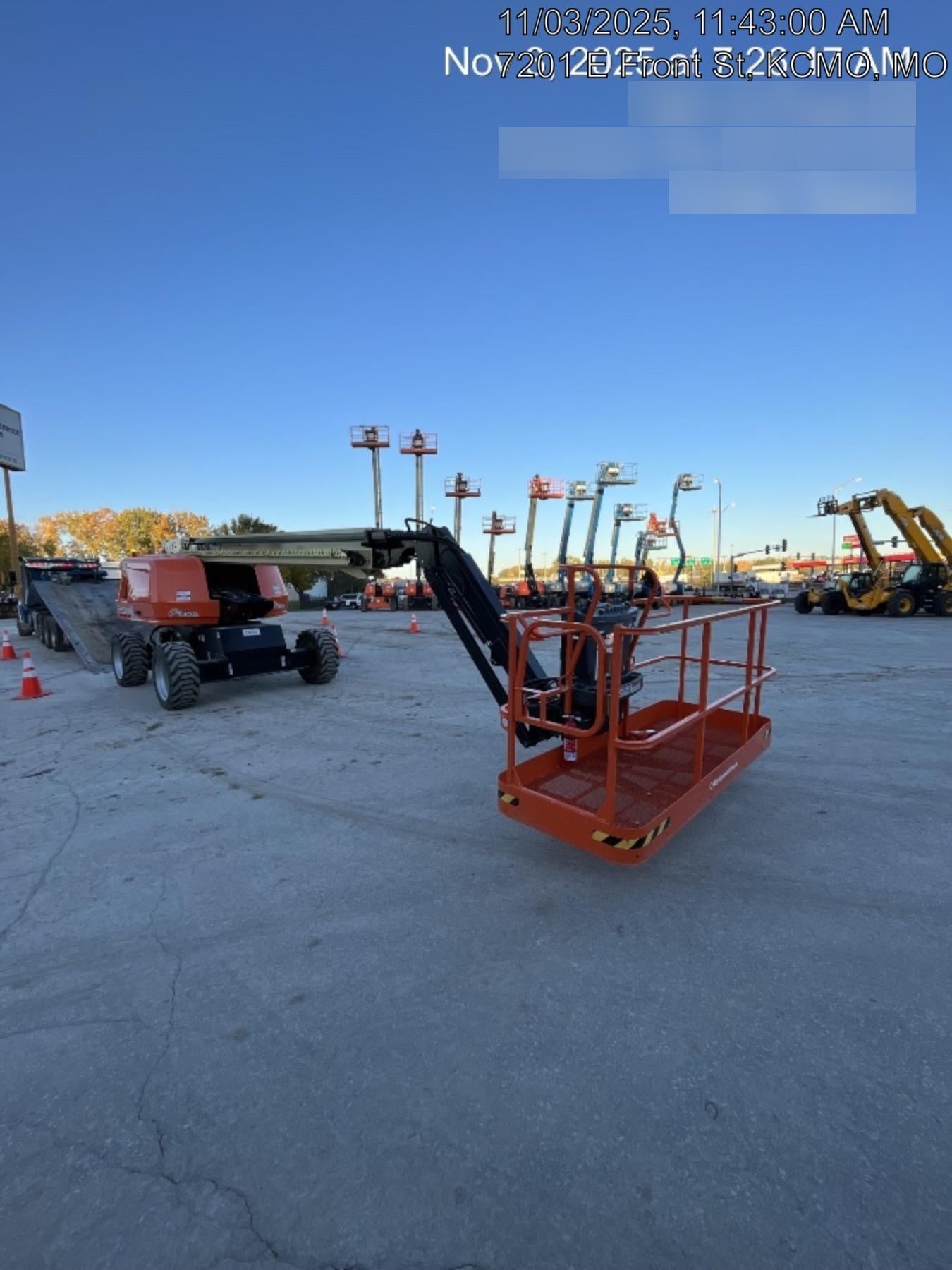 2025 JLG 660SJ