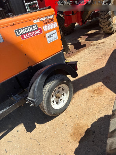 2021 Lincoln Electric Vantage 322 Vantage 322 Ready Pak 3 w/ Decals, ORANGE (includes trailer, cable rack, fender light kit) NO Telematics