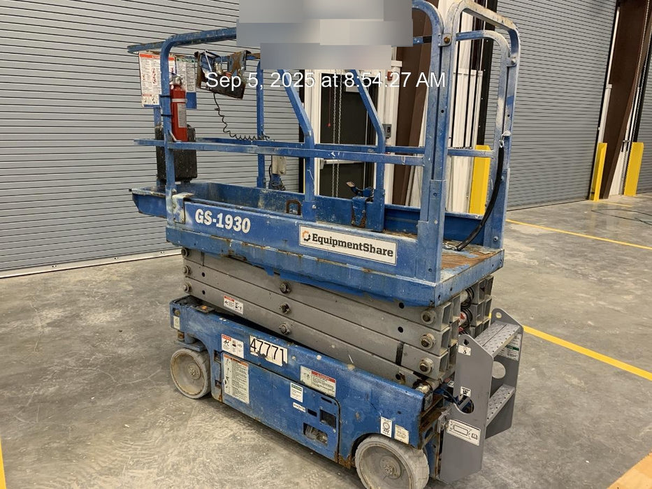 2019 Genie GS-1930 Fixed Rails with Chain Entry