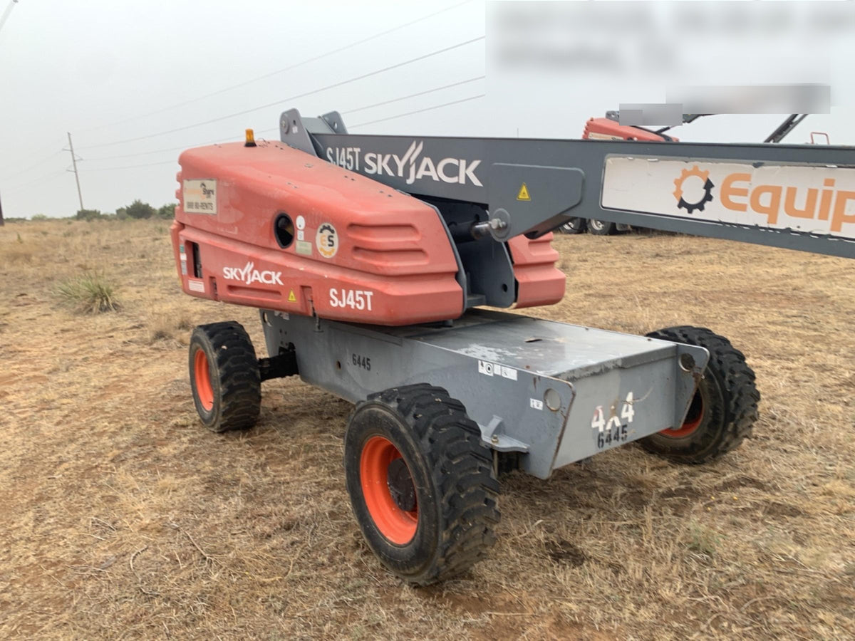2017 SKYJACK SJ45T+