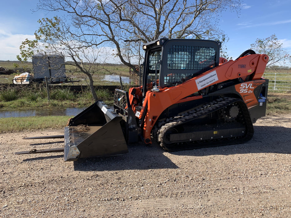 2020 Kubota SVL95-2SHC Cab, Rubber Tracks, Hydraulic Quick Coupler