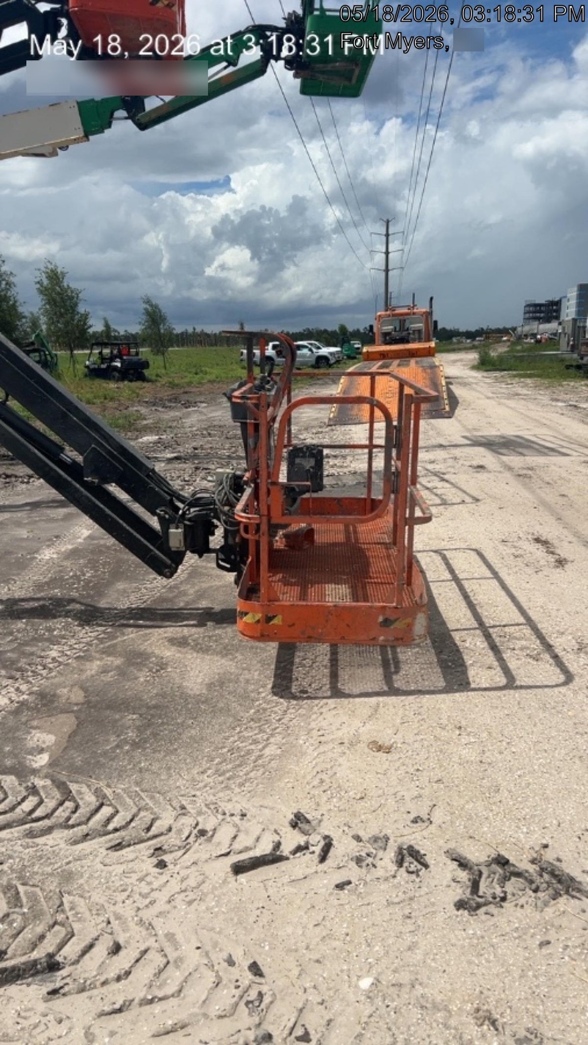 2023 JLG 860SJ
