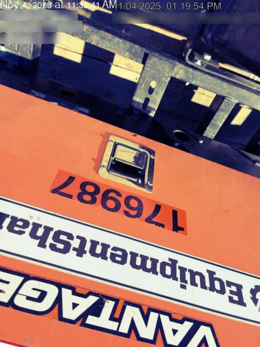 2021 Lincoln Electric Vantage 322 Vantage 322 Ready Pak 3 w/ Decals, ORANGE (includes trailer, cable rack, fender light kit) NO Telematics