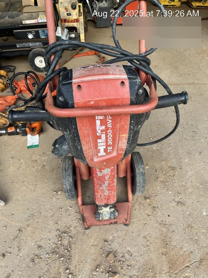 2020 HILTI TE 3000-AVR
