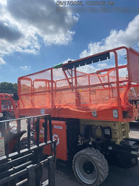 2022 JLG RT2669