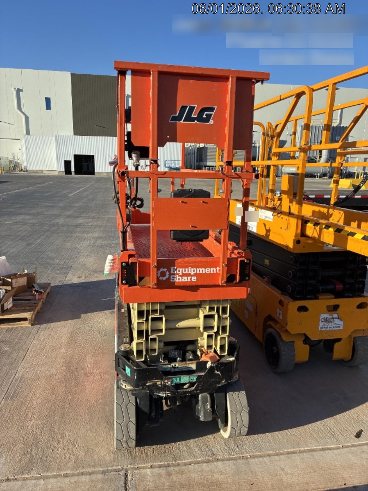 2022 JLG ES2632