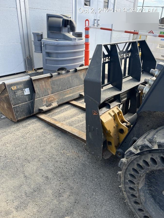 2021 PALADIN 48" Pallet Forks - Paladin