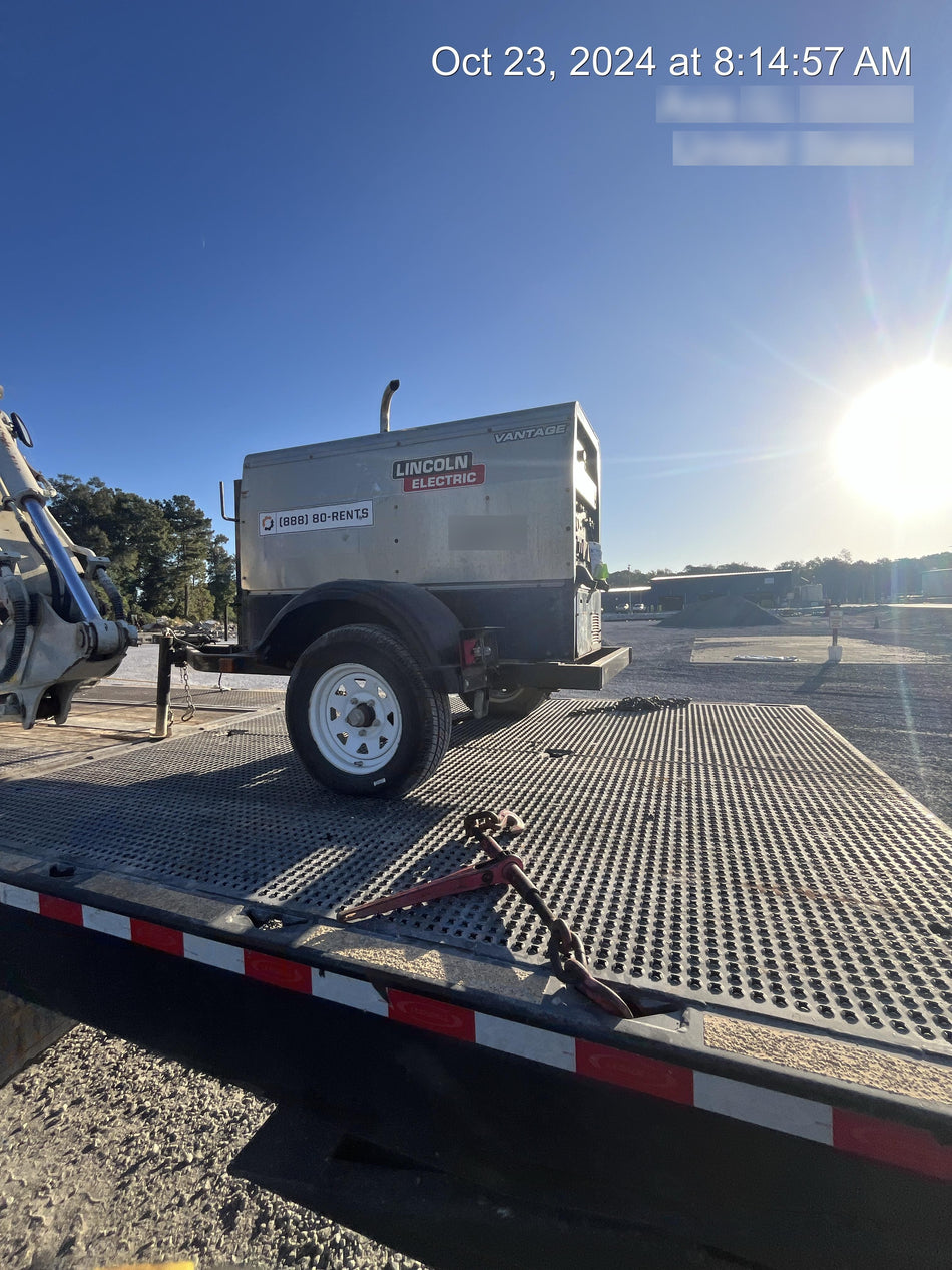 2019 Lincoln Electric Vantage 322 Lincoln Vantage 322 Welder w/Trailer, Light Kit, Cable Rack