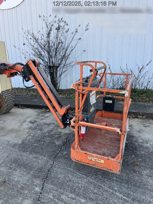 2019 JLG 450AJ