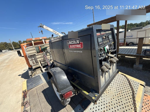 2021 Lincoln Electric Dual Maverick 200/200X Ready Pak 3 (includes trailer, cable rack, fender light kit)