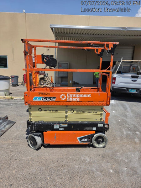 2023 JLG ES1932
