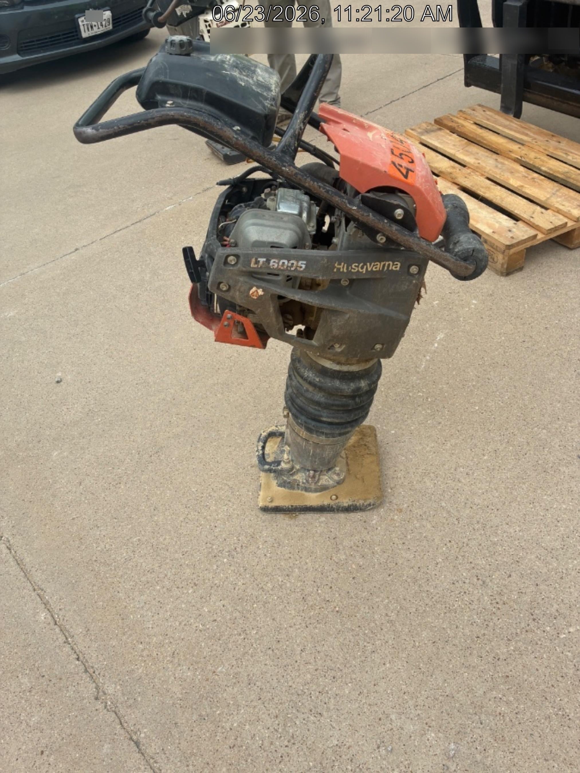 2024 HUSQVARNA LT6005