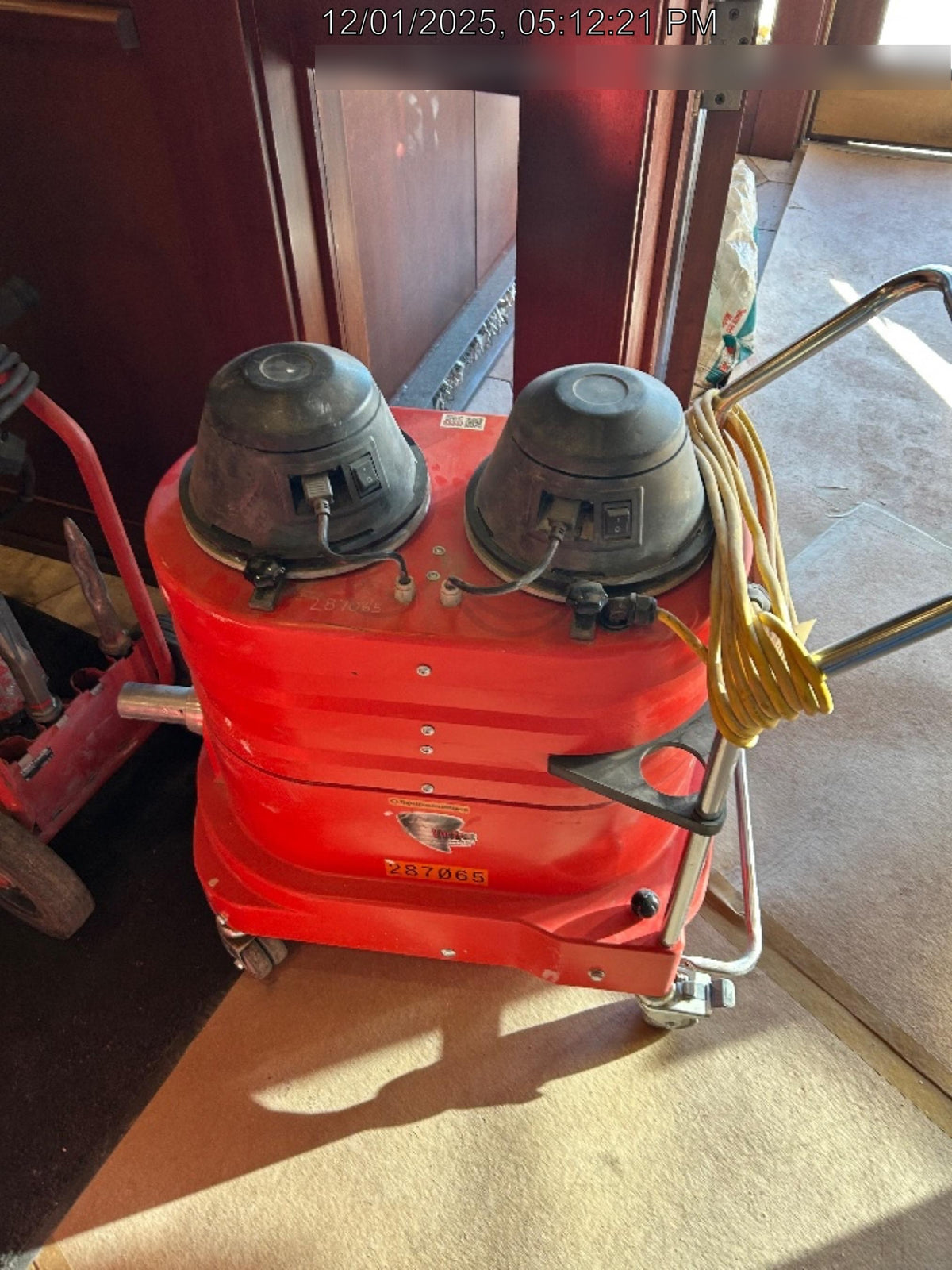 2022 EDCO VAC-200