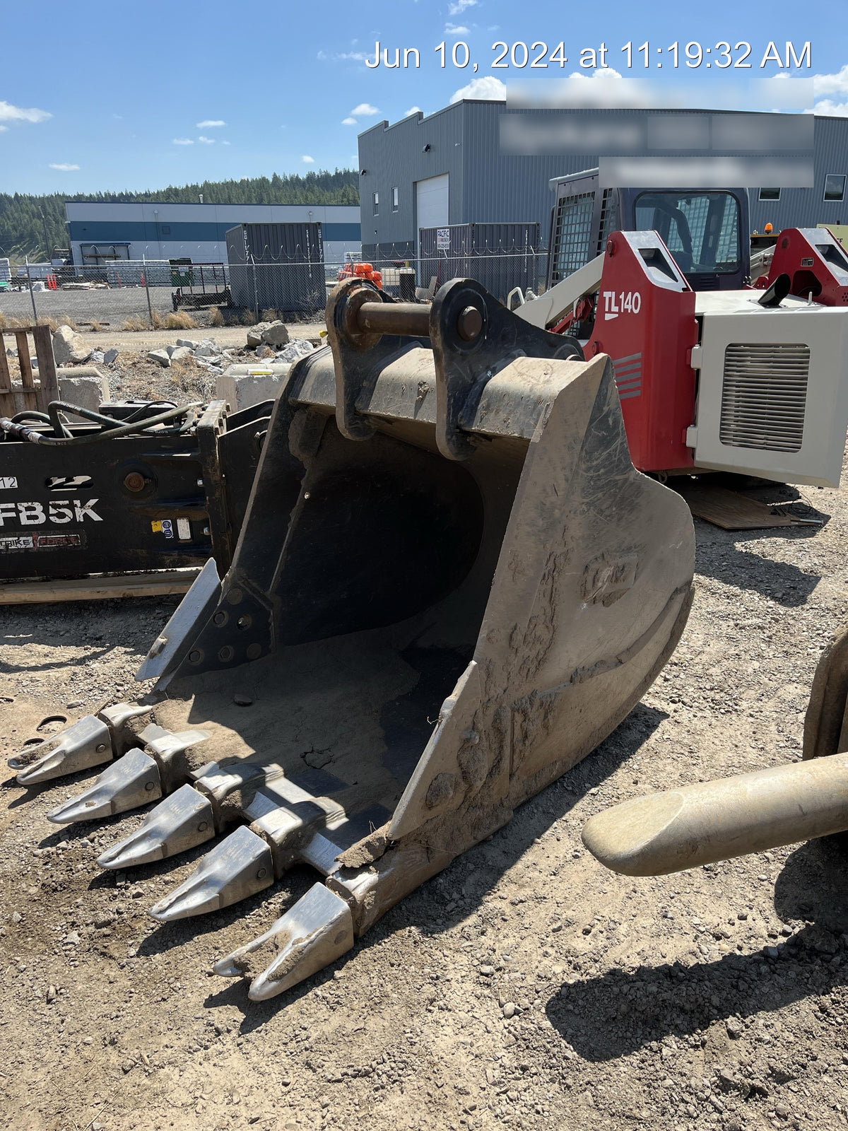 2021 PALADIN 48" Bucket HD, Excavator 77,000-85,000 Ibs - Paladin