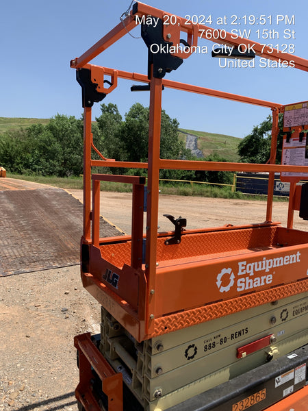 2022 JLG ES1932
