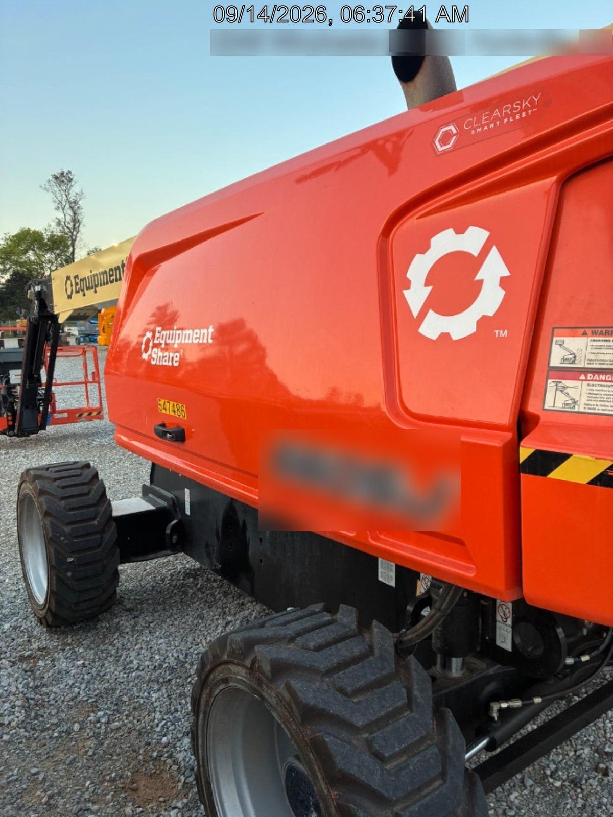 2025 JLG 660SJ