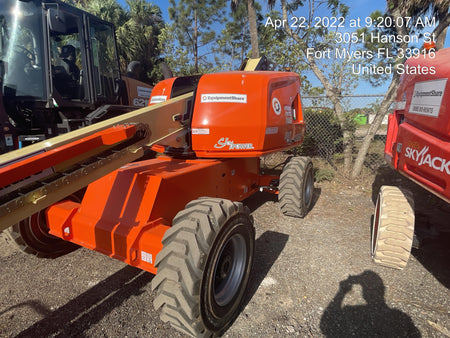 2022 JLG 400S