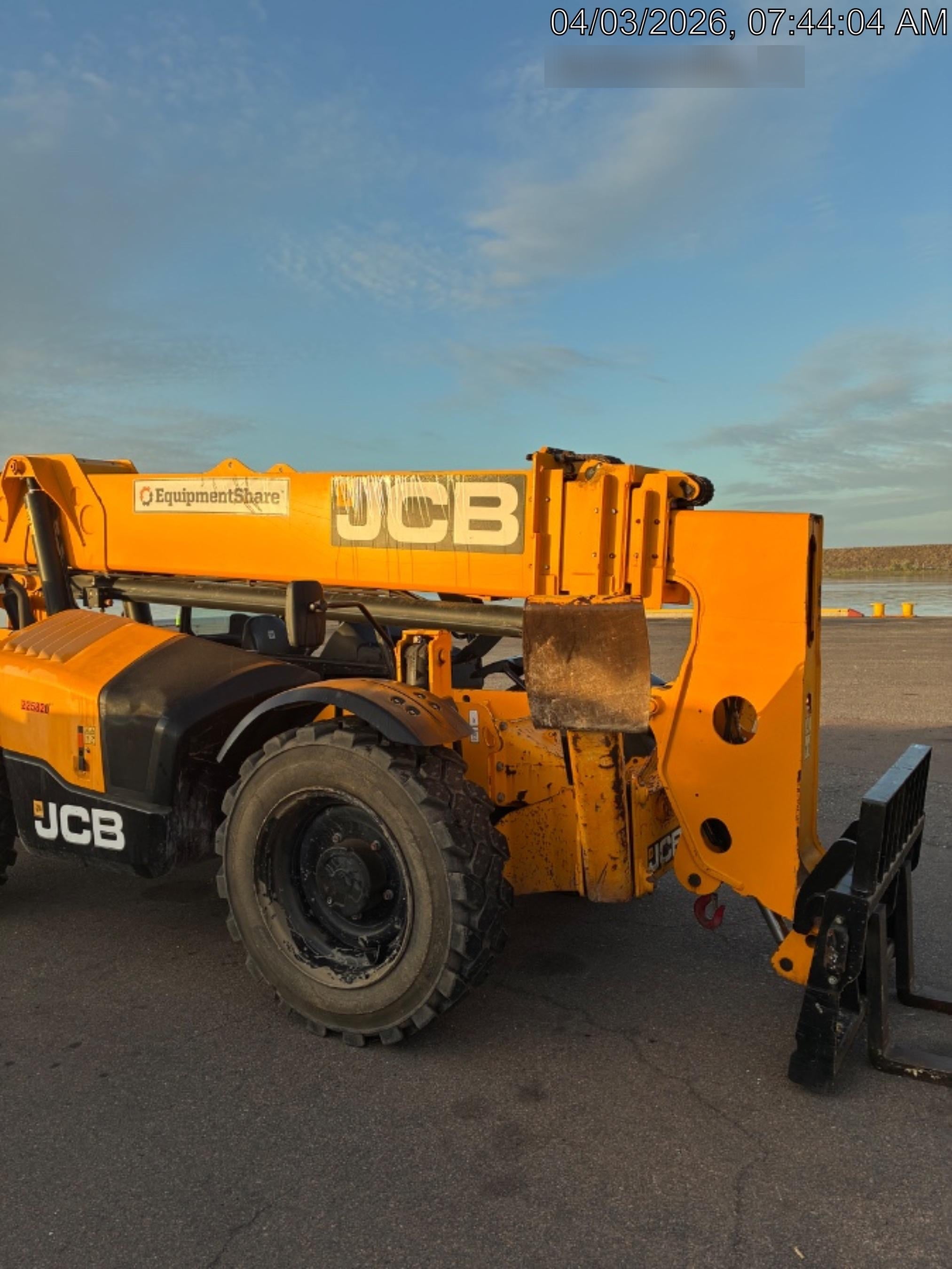 2022 JCB 512-56