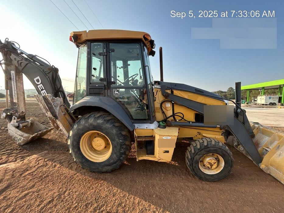 2019 John Deere 310LEP - Extendable Stick 4WD, Enclosed Cab w/Heat, AC , Extendable dipper, ISO Controls, Rear Auxiliary Hydraulics, Manual QC, Buckets: 12”, 18”, and 24”, 5yr / 5,000hr Extended Powertrain and Hydraulics