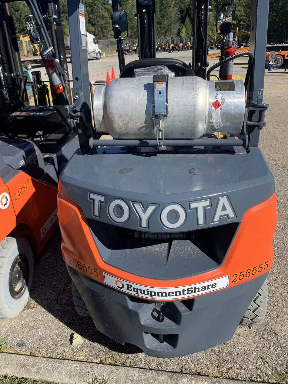 2022 TOYOTA 50-8FGU25