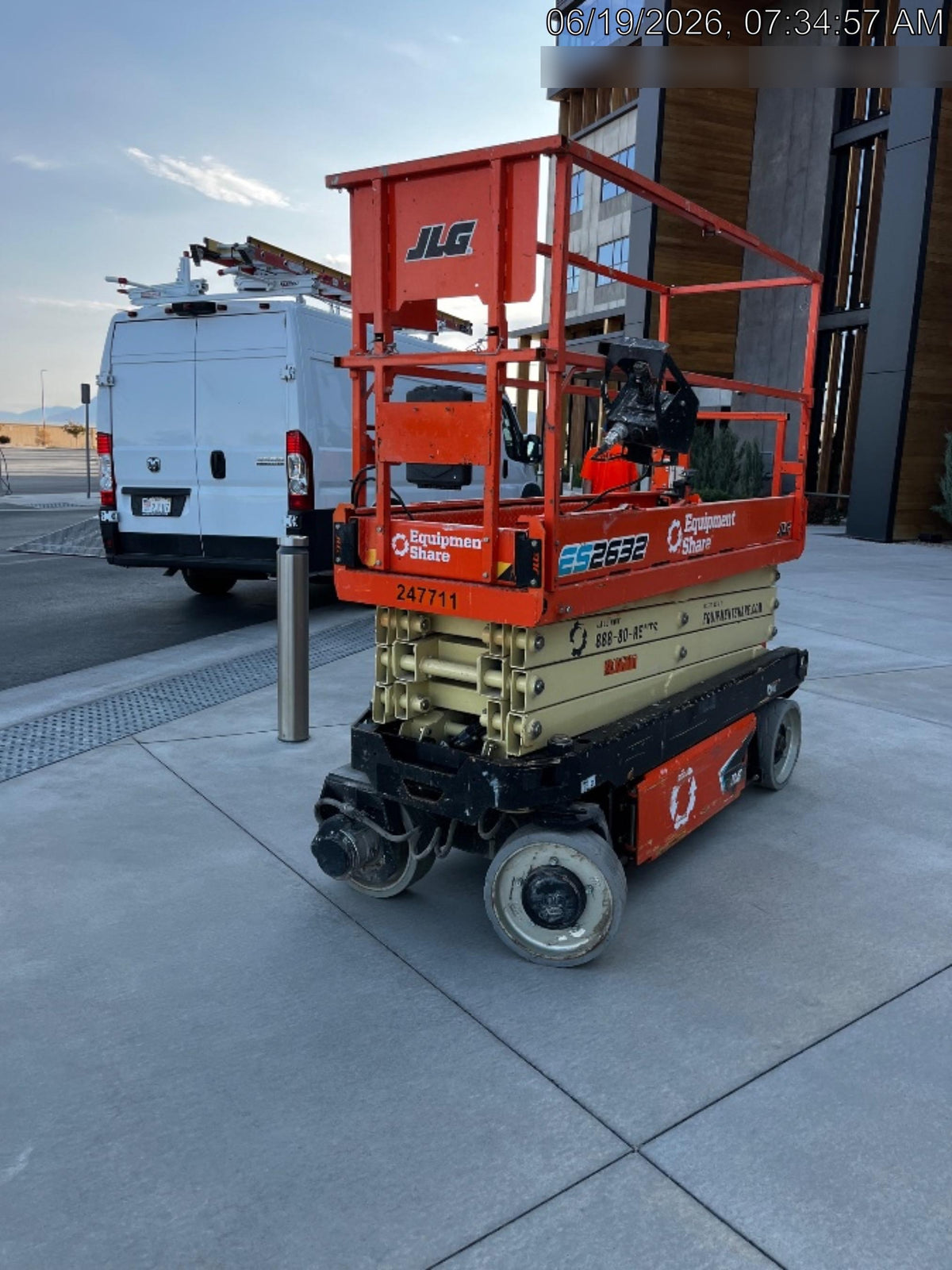 2022 JLG ES2632