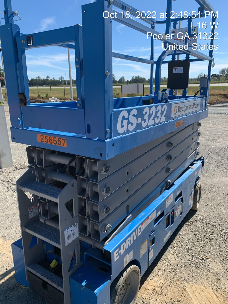 2022 GENIE GS-3232