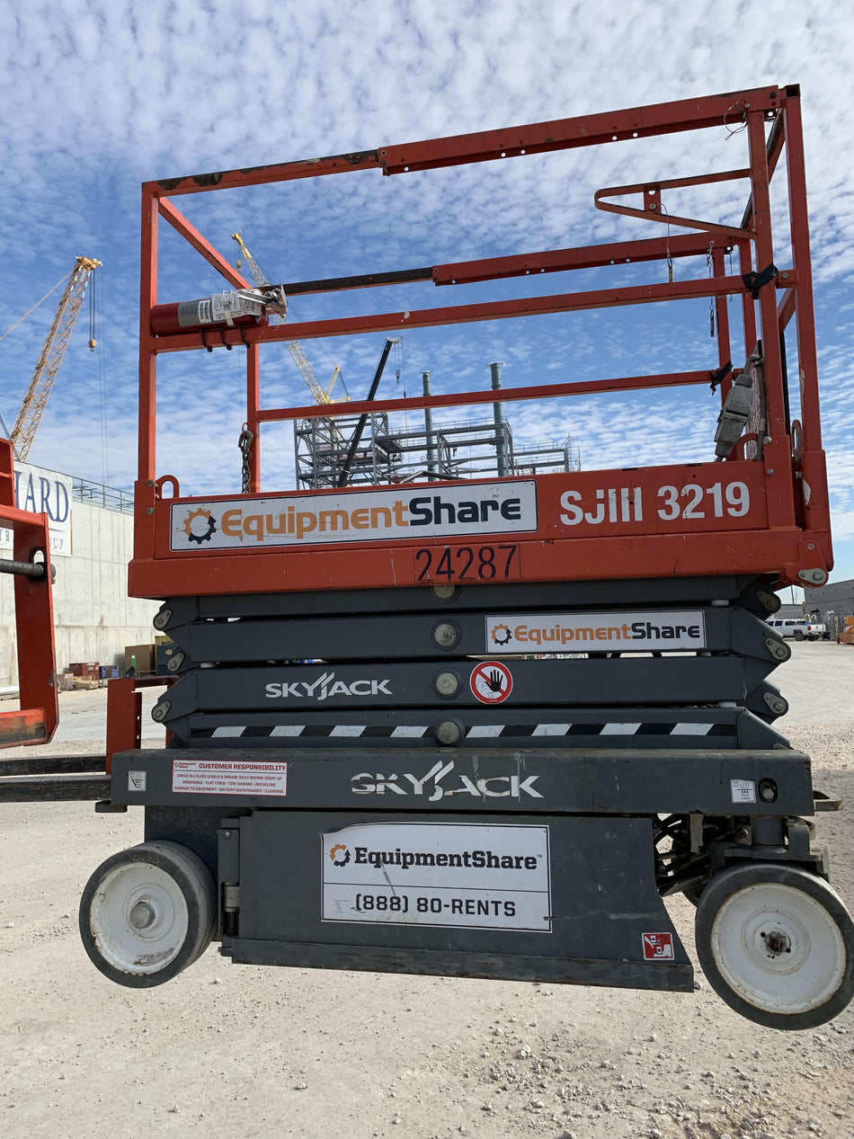 2021 SKYJACK SJ3219