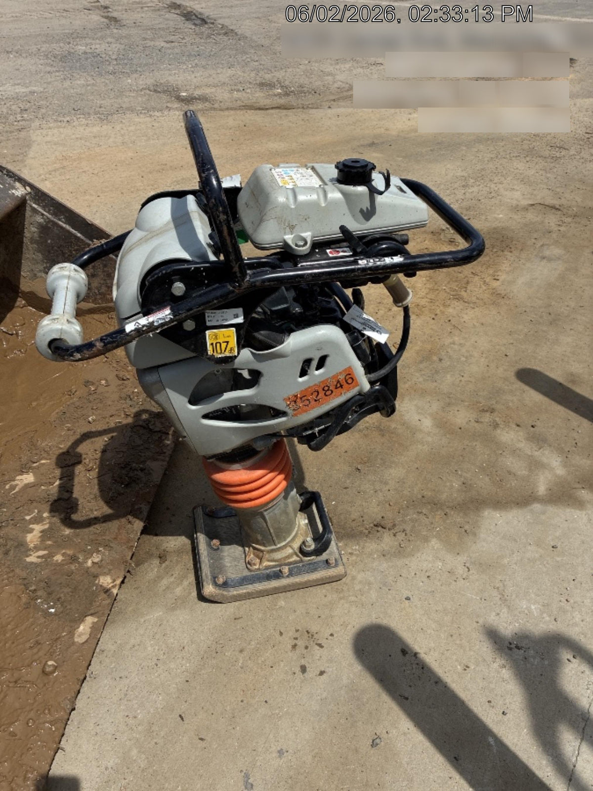 2025 HUSQVARNA LT5005