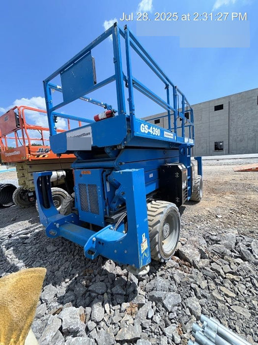 2020 GENIE GS-4390 RT